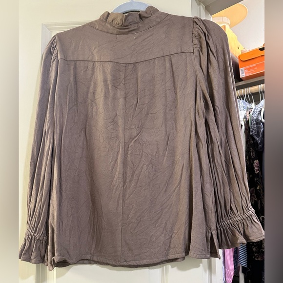 S’EDGE Apparel Brown Ruffle Top - Picture 2 of 2